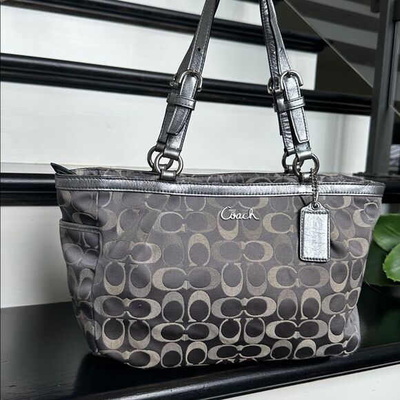 Coach Black and Gray Signature Tote - Picture 1 of 12